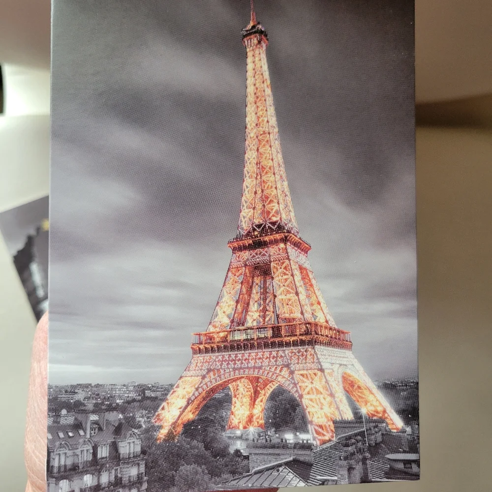Graphique paris themed